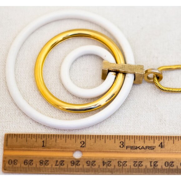 18 inch, Vintage White and Gold Mid Century Multi Ring Necklace - T24 - Picture 3 of 3